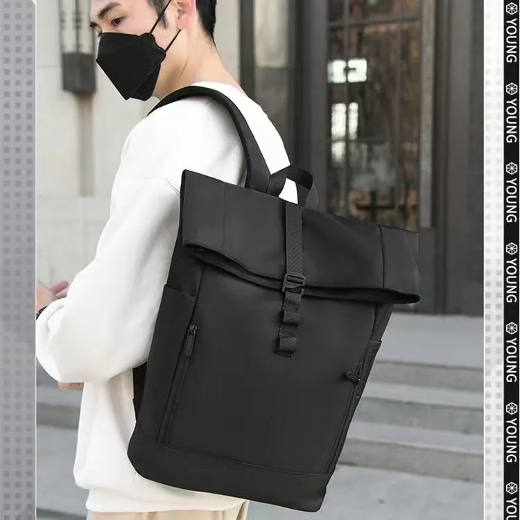 Helike flip backpack detail