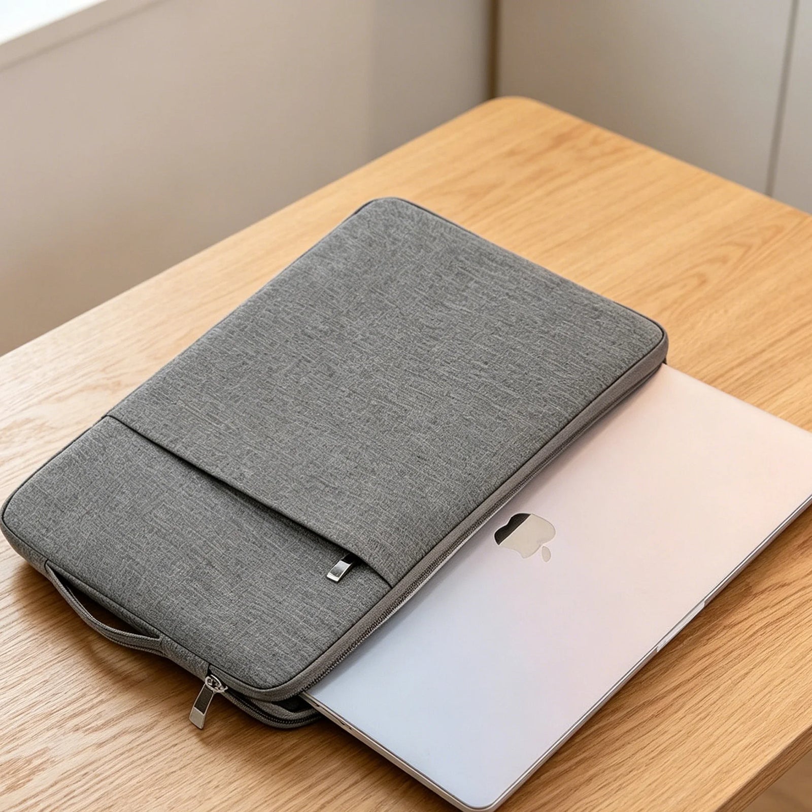 Backper Polaris Minimalist Laptop Sleeve — size view