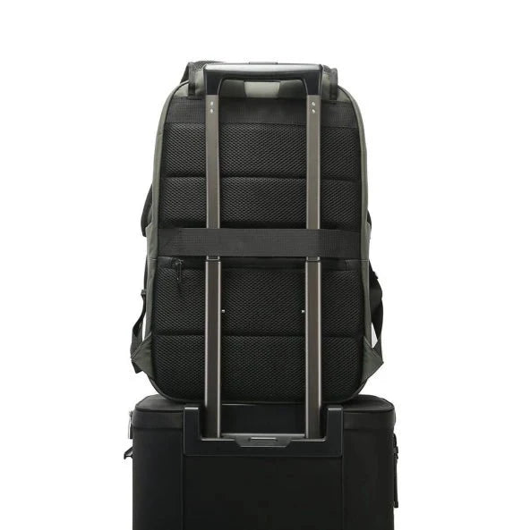 Backper Tempo Waterproof Polyester Backpack — strap detail