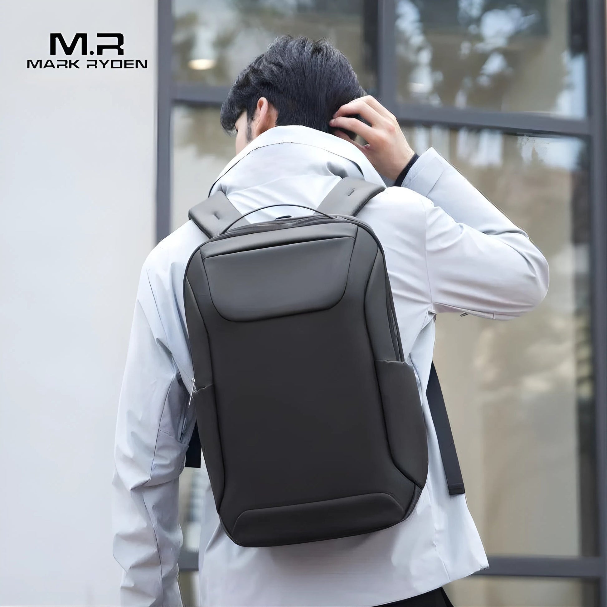 Backper Triangulum Waterproof Oxford Backpack — back panel