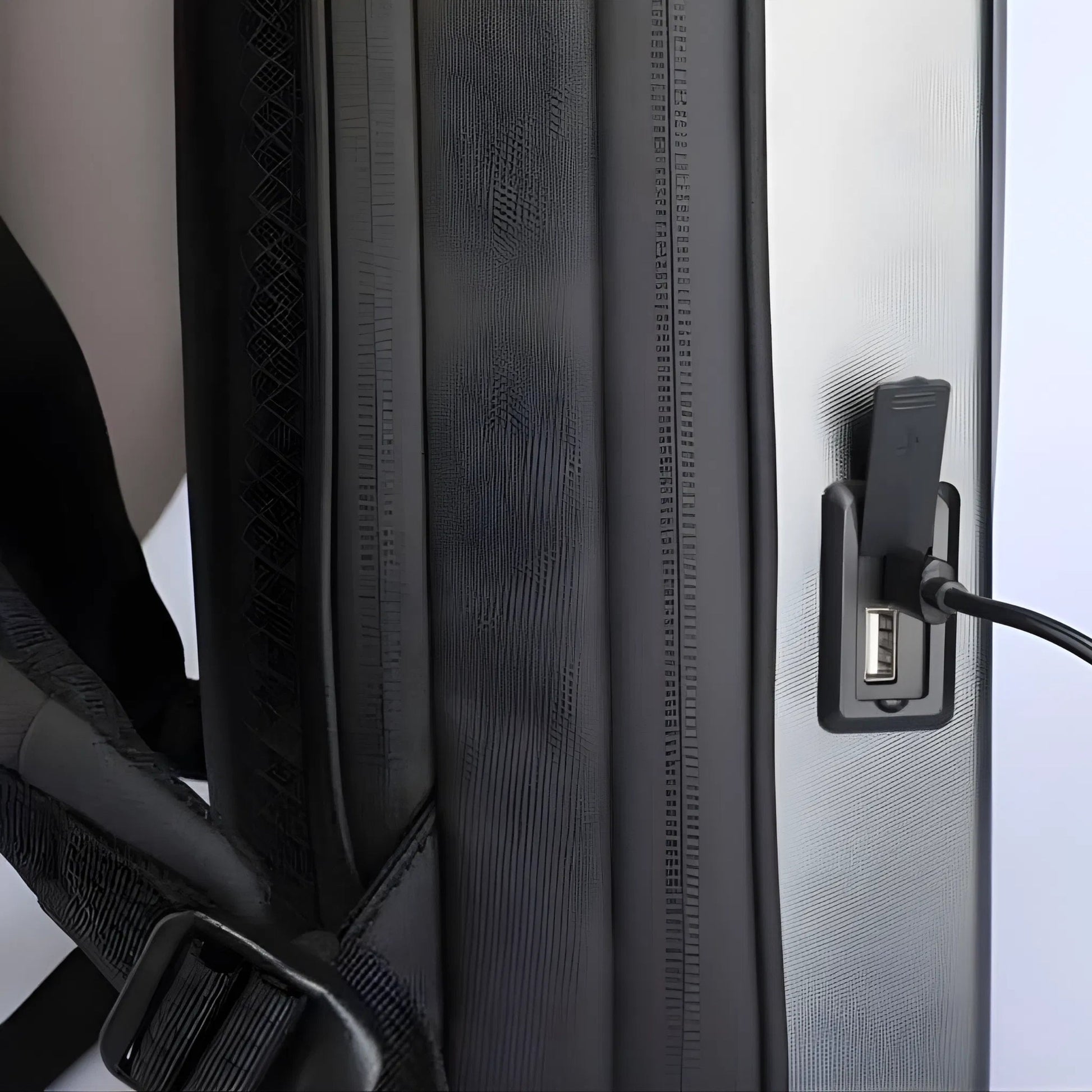 Backper Ophiuchus Anti-Theft Oxford Backpack — in use