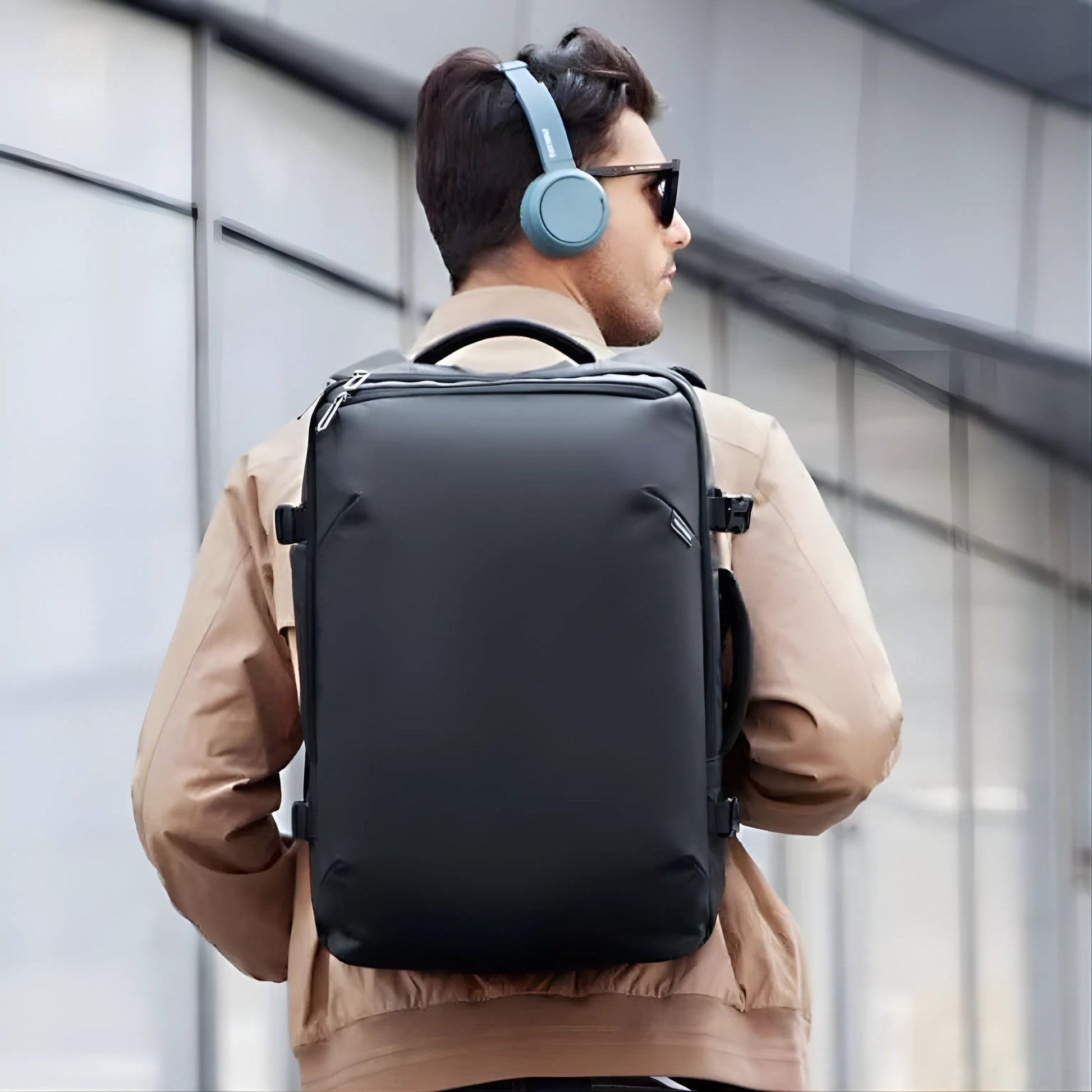 Backper Specter Anti-Theft Oxford Backpack — lifestyle shot