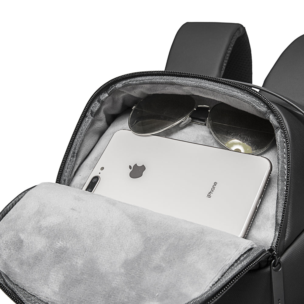 Backper Cliff Modern Polyester Backpack — side detail