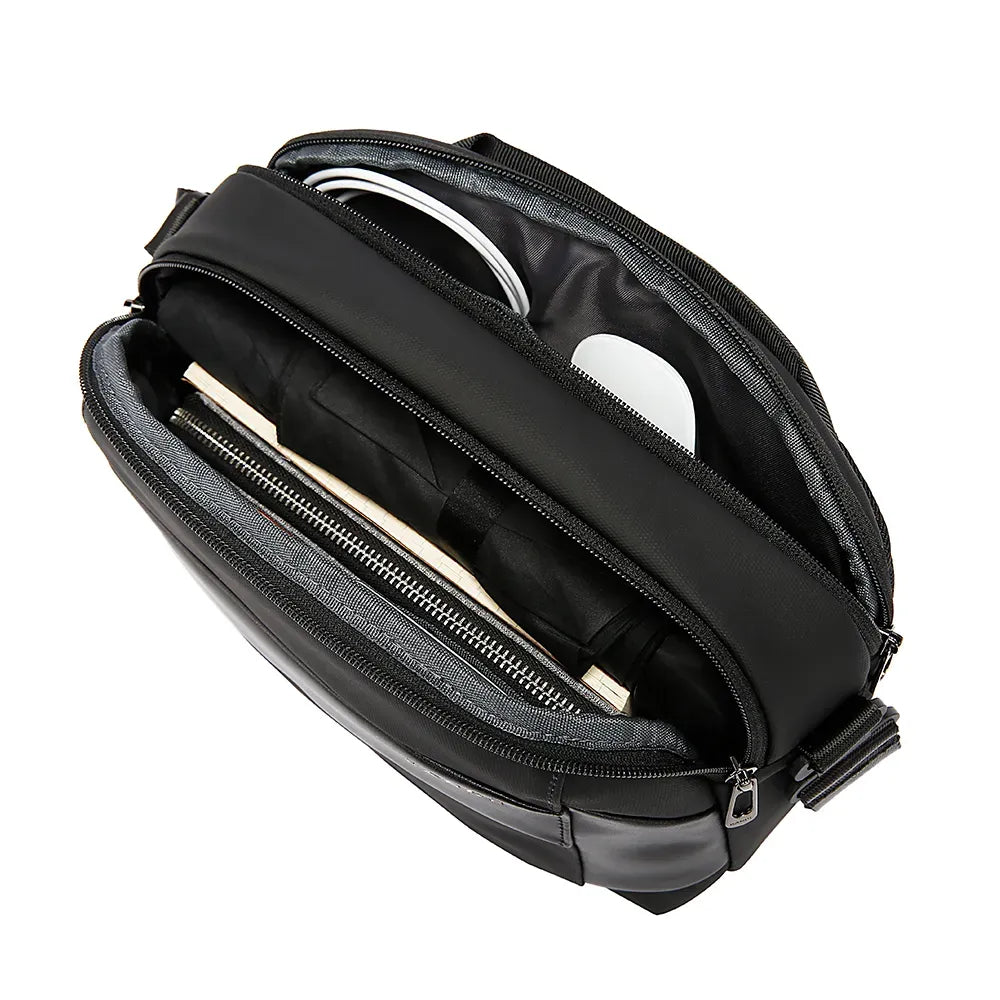 Backper Quantum Waterproof Polyester Messenger Bag — lifestyle shot