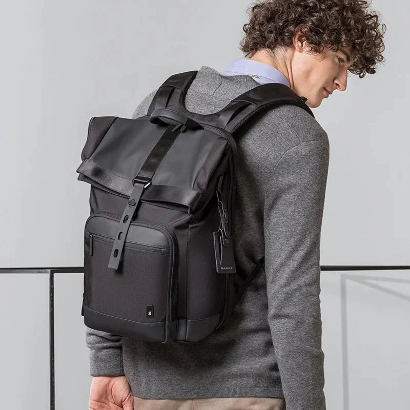 Backper Reef Modern Polyester Backpack — in use