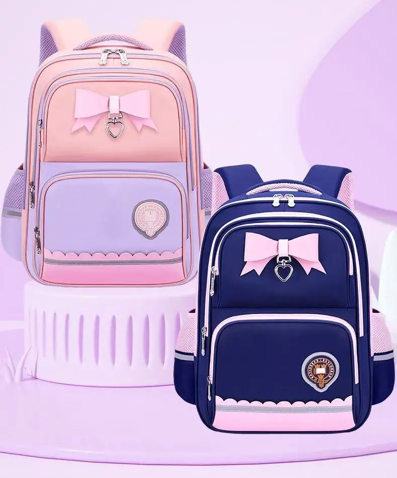 Lily Oxford school backpack detail