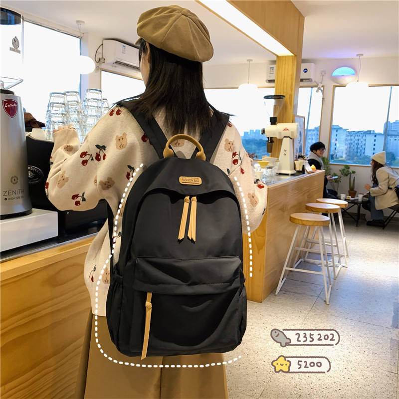 Aoede SJ8411SCH minimalist backpack detail