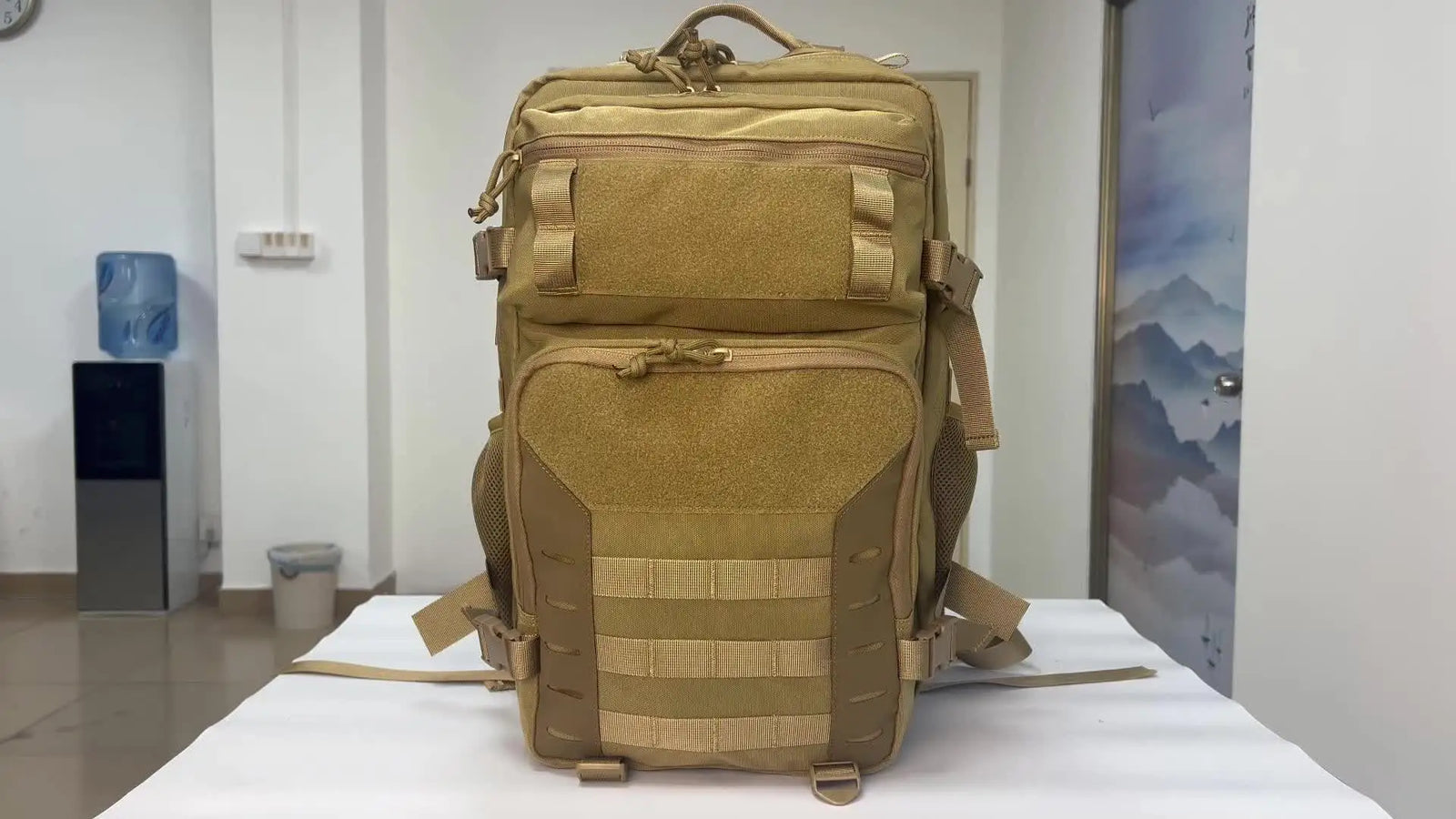 Hong BM-24M788 45L Waterproof MOLLE Tactical Backpack - detail 1