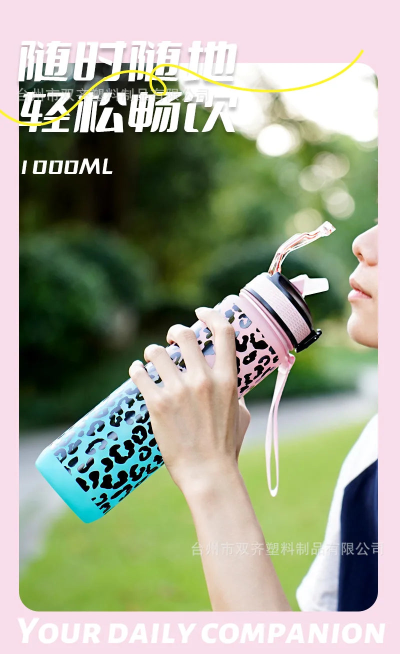 1L Leopard Gradient Plastic Water Bottle with Straw – Summer Sports Bottle – 1