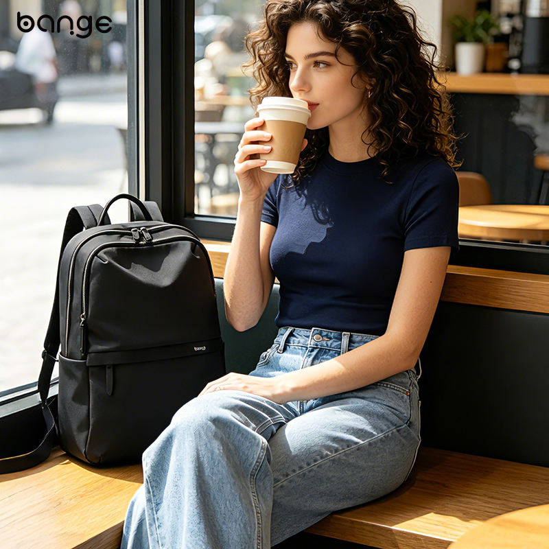 Bange LY506 Backpack - Lifestyle