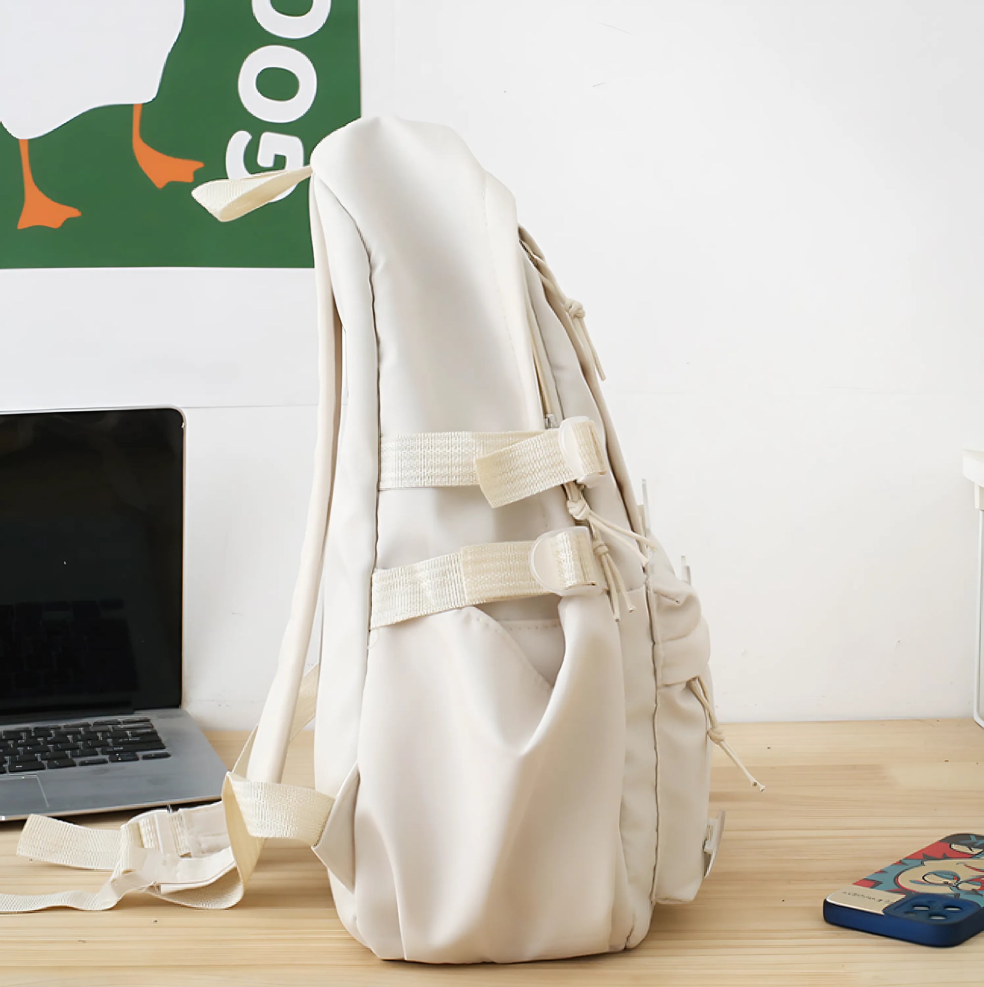 Taygete backpack detail